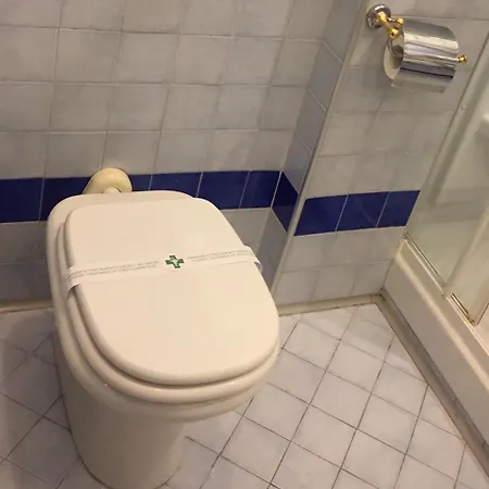 マラガ 3* アヴェッリーノ