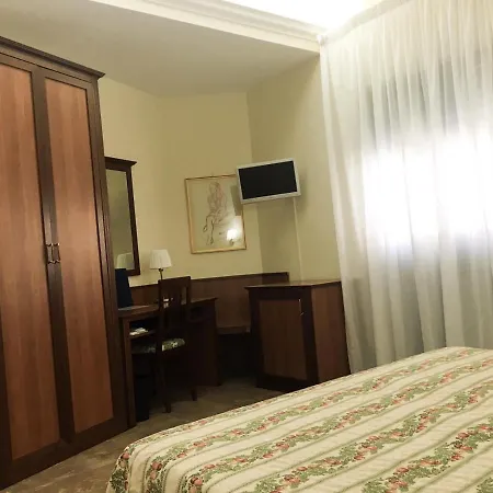 Malaga Hotel 3*